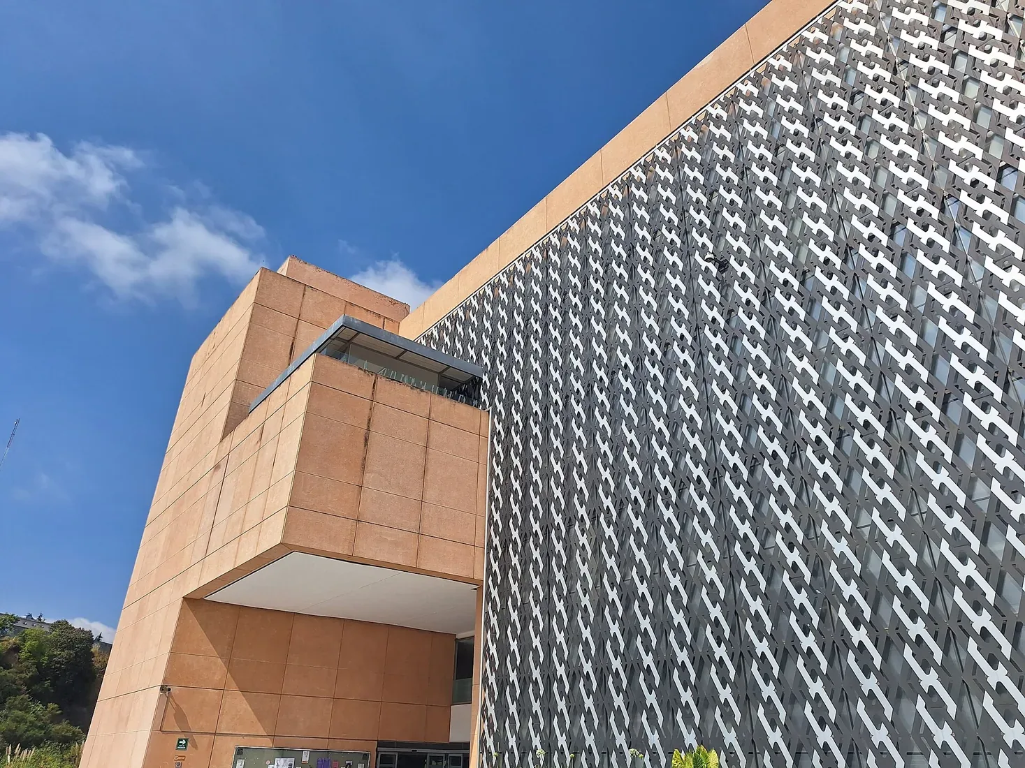 Fachada de la UAM Cuajimalpa